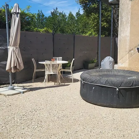 Nature&detente Jacuzzi Au Pied Du Mont Ventoux Apartment Carpentras